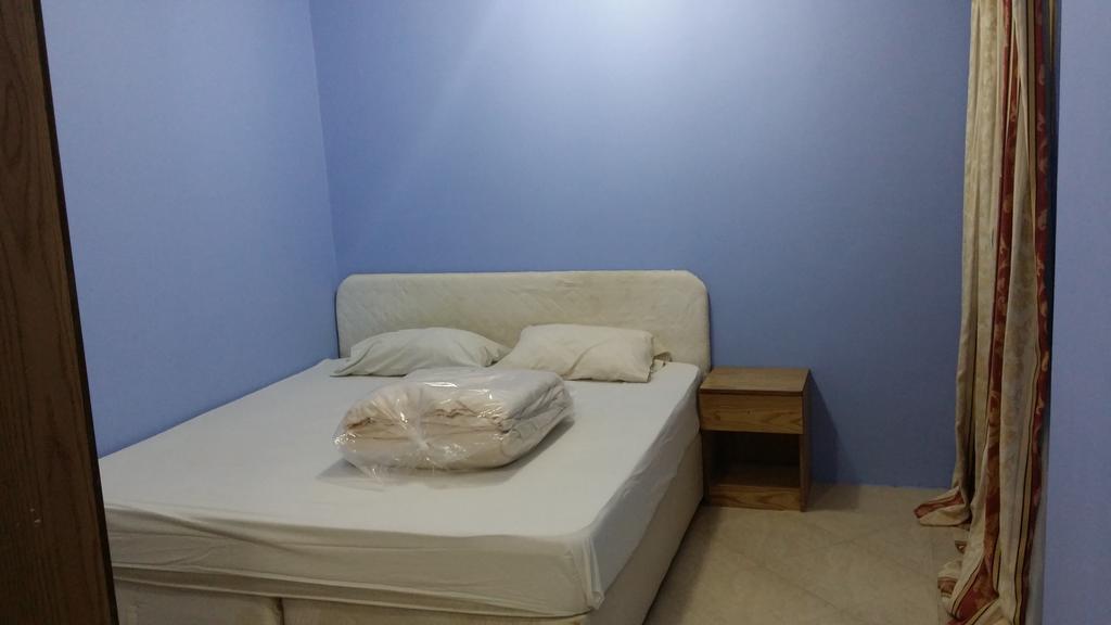 Red Tower Furnished Apartments Mahboula Δωμάτιο φωτογραφία